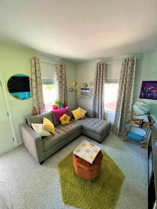 The Flamingo Palms Private 1Bd 1Ba Unit In Duplex Villa Palm Springs Exterior photo