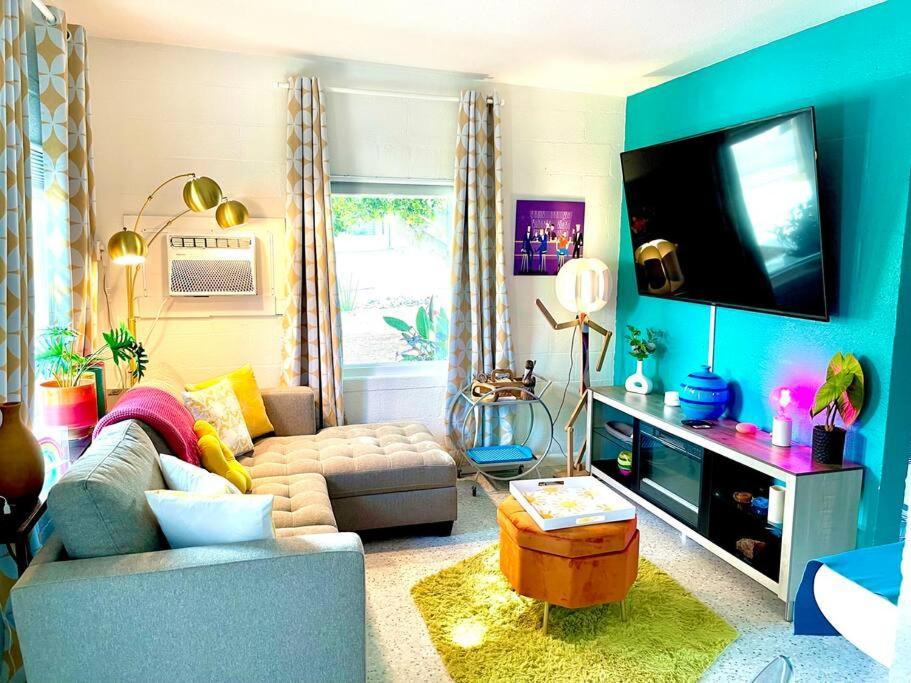 The Flamingo Palms Private 1Bd 1Ba Unit In Duplex Villa Palm Springs Exterior photo